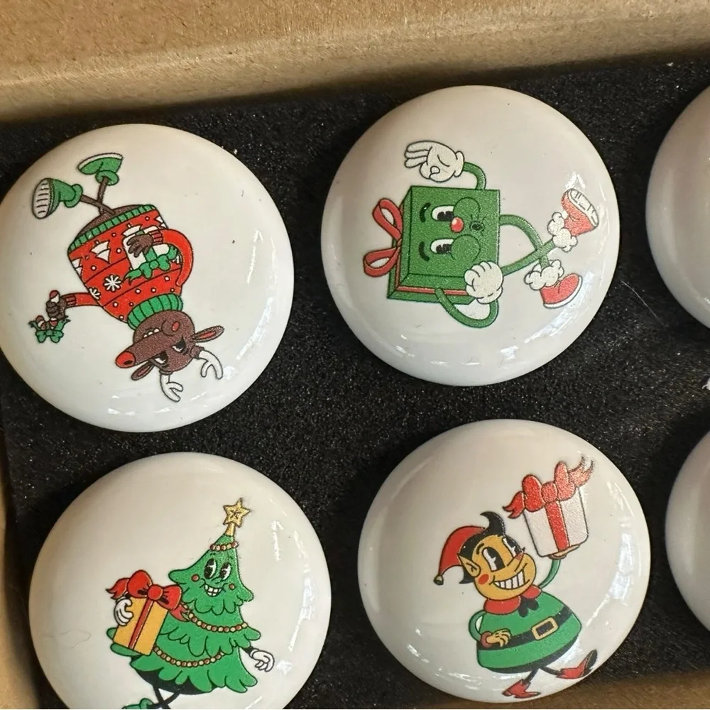 Christmas‎ Themed hardware drawer knobs set of 6 DYI crafts